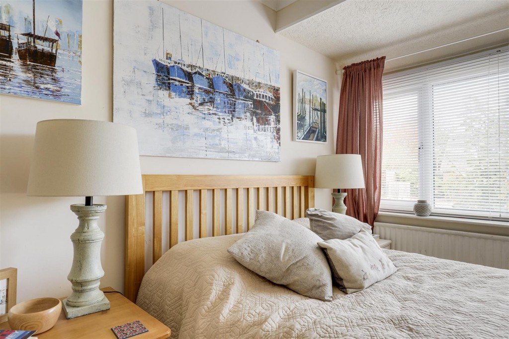 Brookside Avenue, East Leake, Loughborough, LE12 6PA