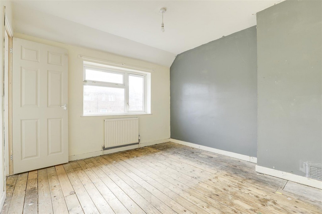 Forest Road, Clipstone Village, Mansfield, Nottinghamshire, NG21 9DU