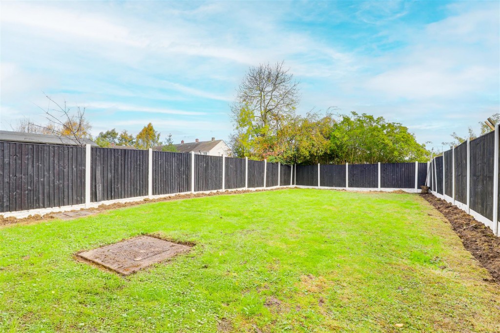 Bunting Close, Ilkeston, Derbyshire, DE7 4JE