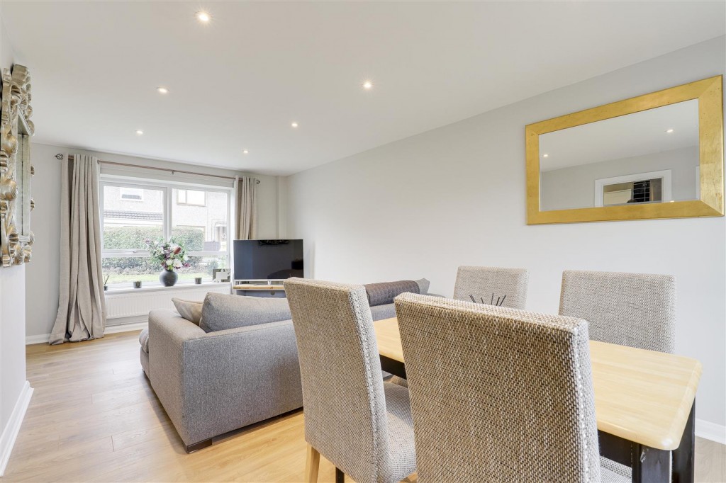 Bunting Close, Ilkeston, Derbyshire, DE7 4JE