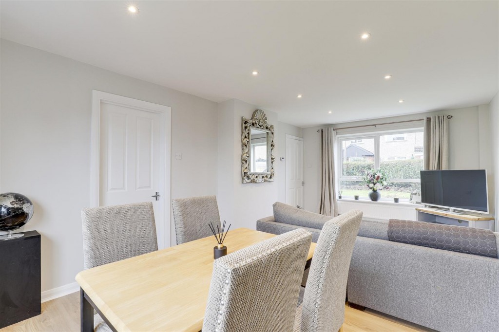 Bunting Close, Ilkeston, Derbyshire, DE7 4JE