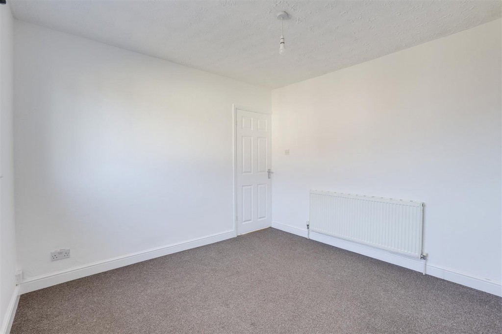 Manville Close, Beechdale, Nottinghamshire, NG8 3LP