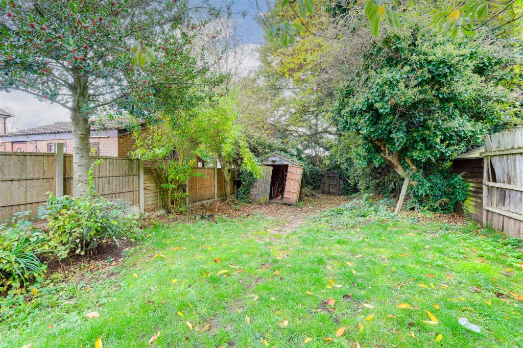 Manville Close, Beechdale, Nottinghamshire, NG8 3LP