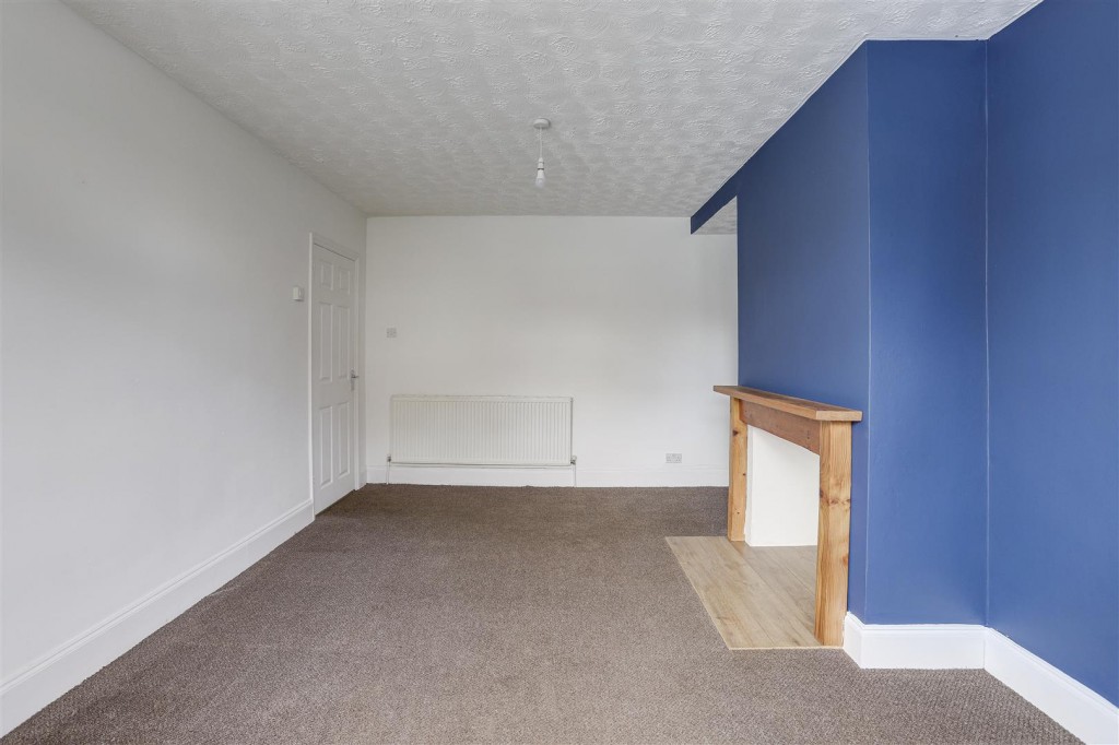 Manville Close, Beechdale, Nottinghamshire, NG8 3LP