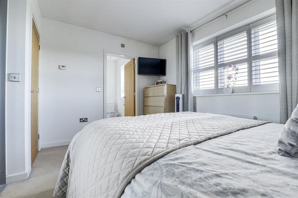 Shaldon Close, Mapperley, Nottinghamshire, NG3 5XF