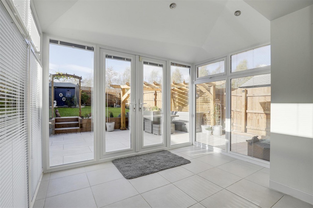 Shaldon Close, Mapperley, Nottinghamshire, NG3 5XF