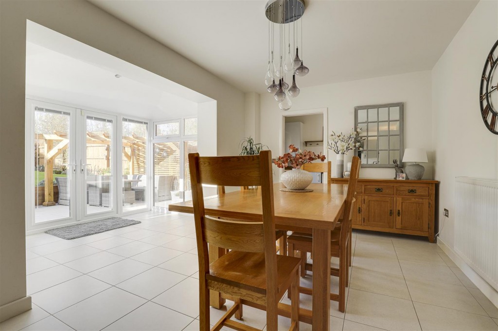 Shaldon Close, Mapperley, Nottinghamshire, NG3 5XF