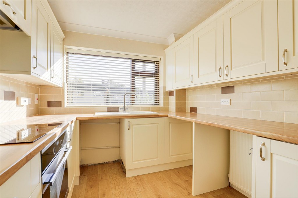 Marshall Hill Drive, Mapperley, Nottinghamshire, NG3 6HW