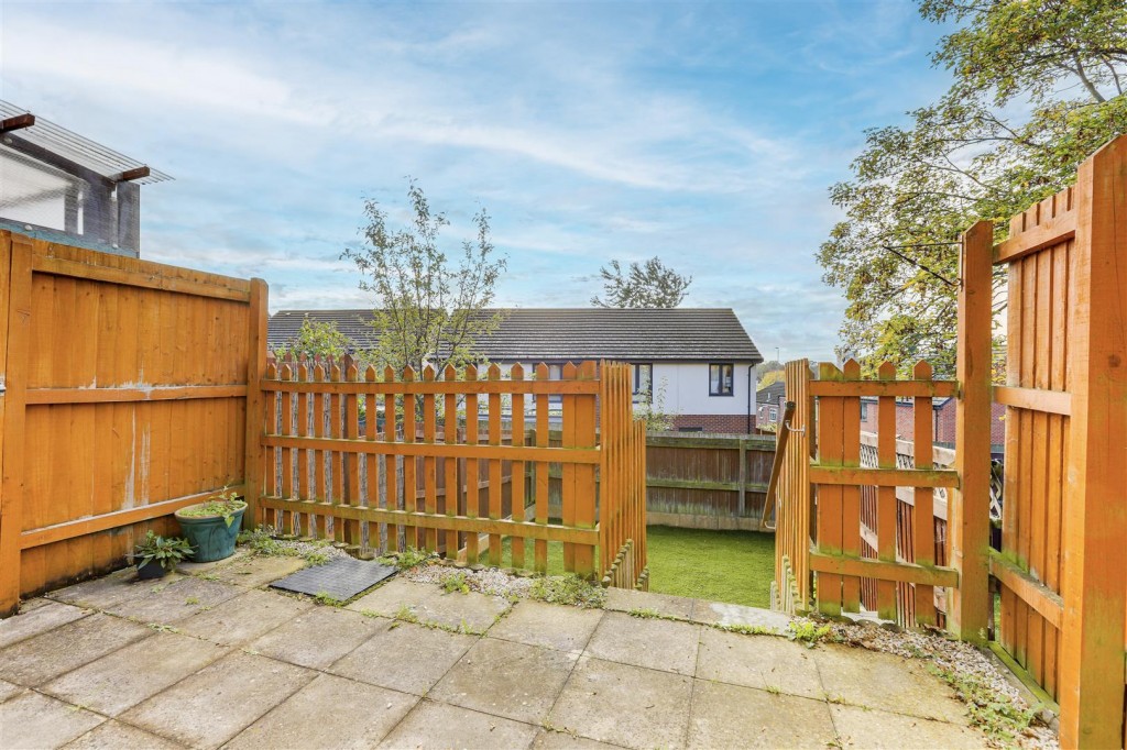 Selborne Gardens, St Anns, Nottinghamshire, NG3 2GR