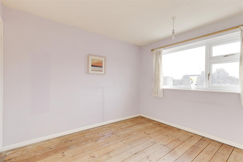 Ascot Drive, Hucknall, Nottinghamshire, NG15 6HZ