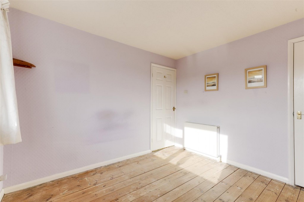 Ascot Drive, Hucknall, Nottinghamshire, NG15 6HZ