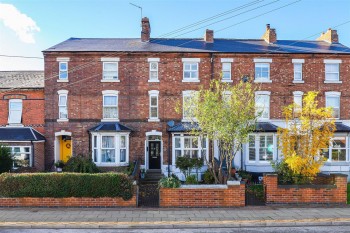 Main Road, Gedling, Nottinghamshire, NG4 3HQ