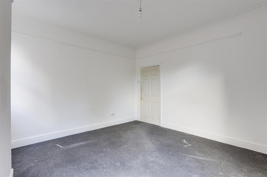 Nottingham Road, New Basford, Nottinghamshire, NG7 7AH