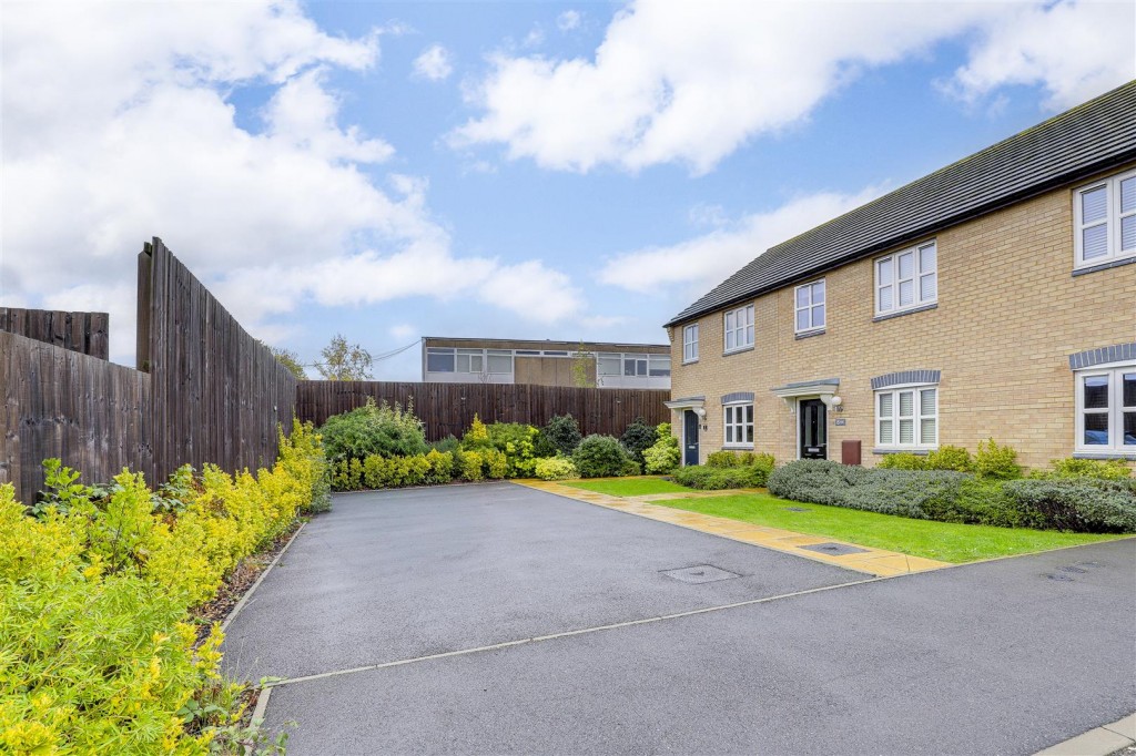 Spring Close, West Bridgford, Nottinghamshire, NG2 7YR