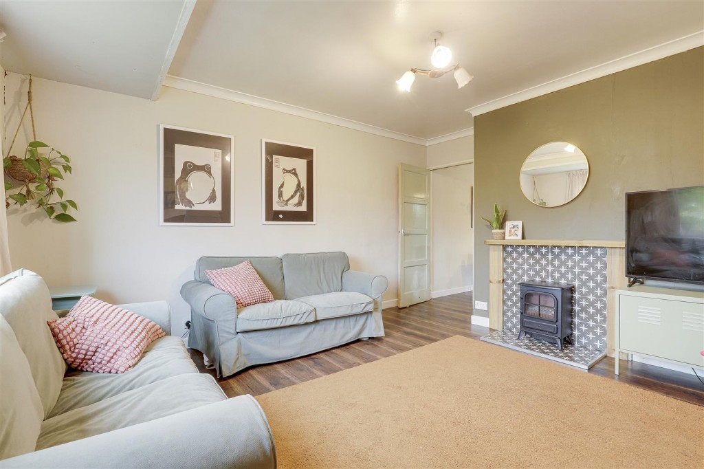 Cockington Road, Nottingham, Nottinghamshire, NG8 4DL