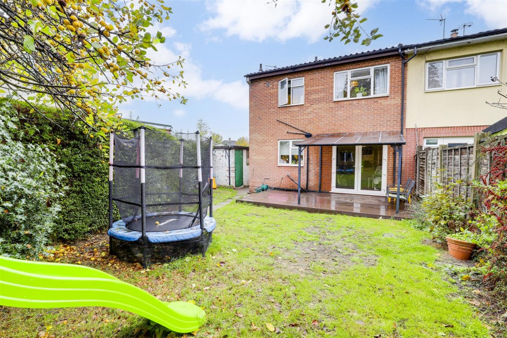 Cockington Road, Nottingham, Nottinghamshire, NG8 4DL