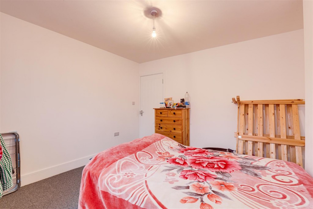 Westwood road Snienton, Nottinghamshire, NG2 4FS