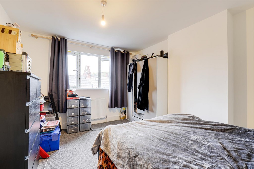 Westwood road Snienton, Nottinghamshire, NG2 4FS