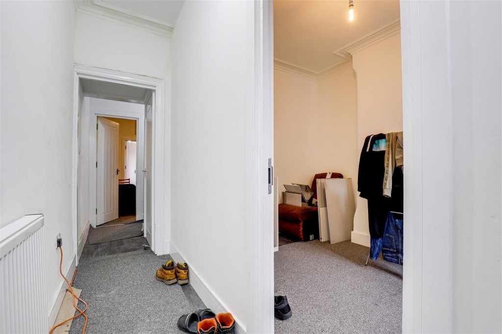 Westwood road Snienton, Nottinghamshire, NG2 4FS