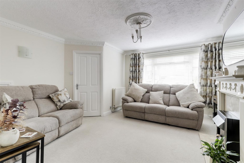 Cooper Close, Bulwell, Nottinghamshire, NG6 7BS