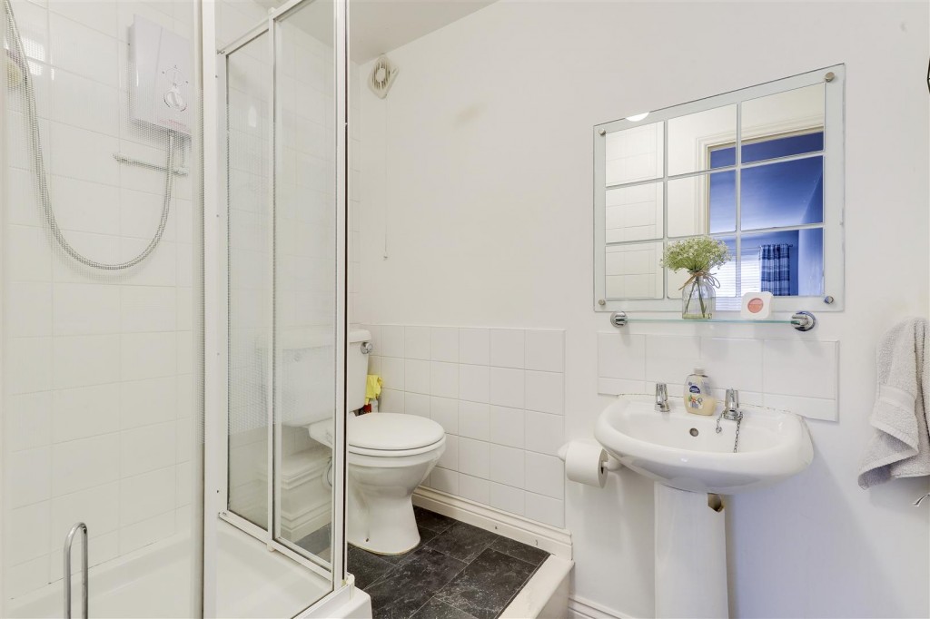 Cooper Close, Bulwell, Nottinghamshire, NG6 7BS