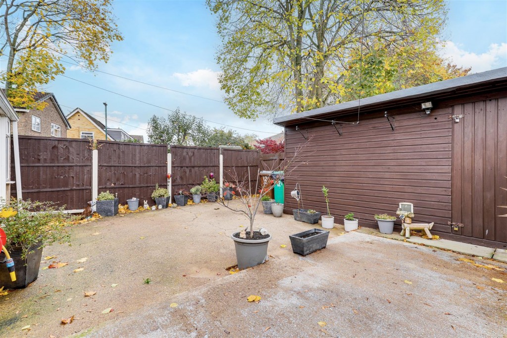 Cooper Close, Bulwell, Nottinghamshire, NG6 7BS