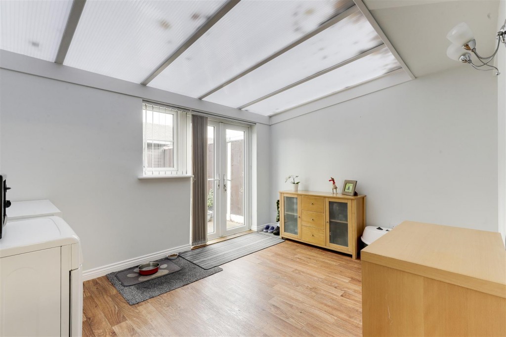 Cooper Close, Bulwell, Nottinghamshire, NG6 7BS