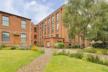 Morley Street, Daybrook, Nottinghamshire, NG5 6JL