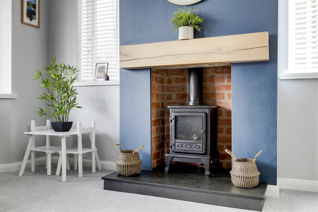 Welham Crescent, Arnold, Nottinghamshire, NG5 7LJ