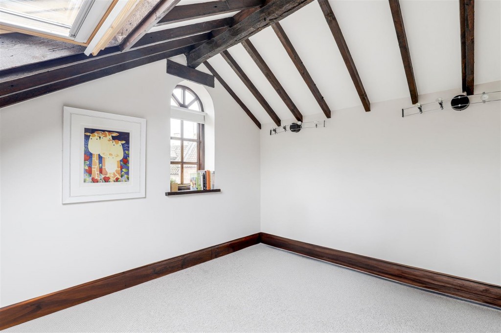 The Hollies, Stragglethorpe, Cotgrave, Nottinghamshire, NG12 3HB