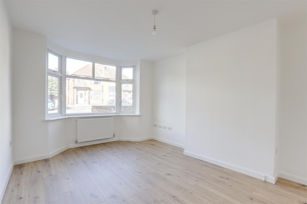 Cantley Avenue, Gedling, Nottinghamshire, NG4 3PD