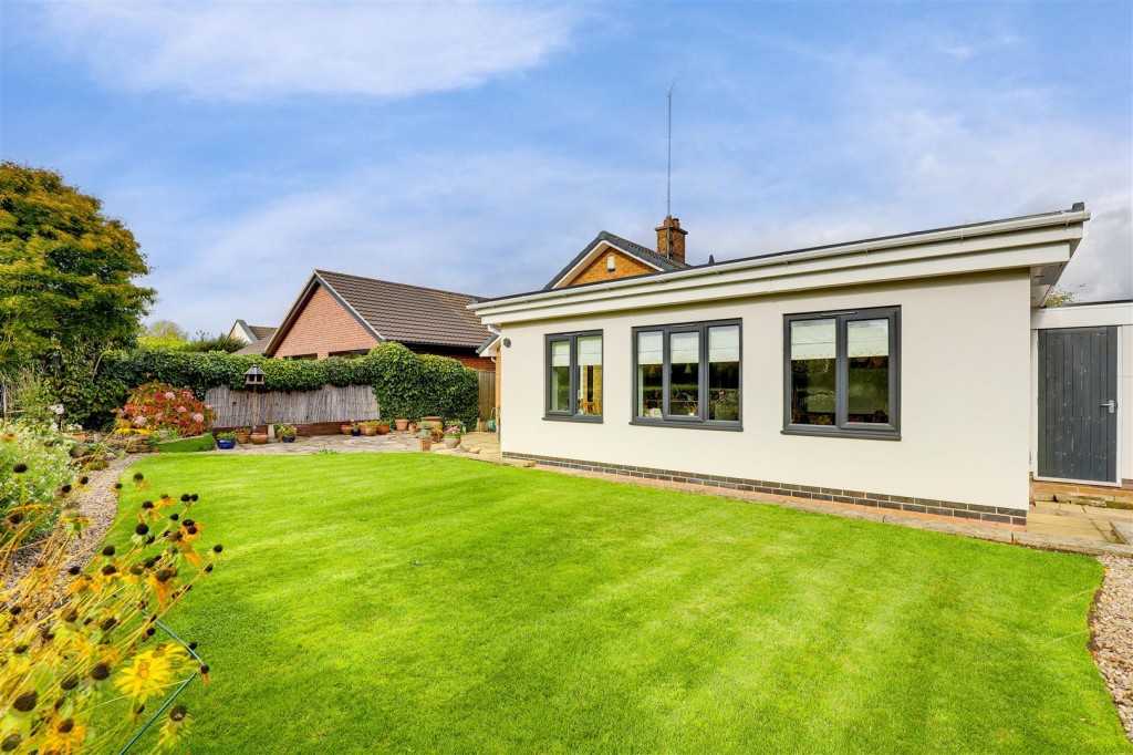 Pinfold Crescent, Woodborough, Nottinghamshire, NG14 6DQ