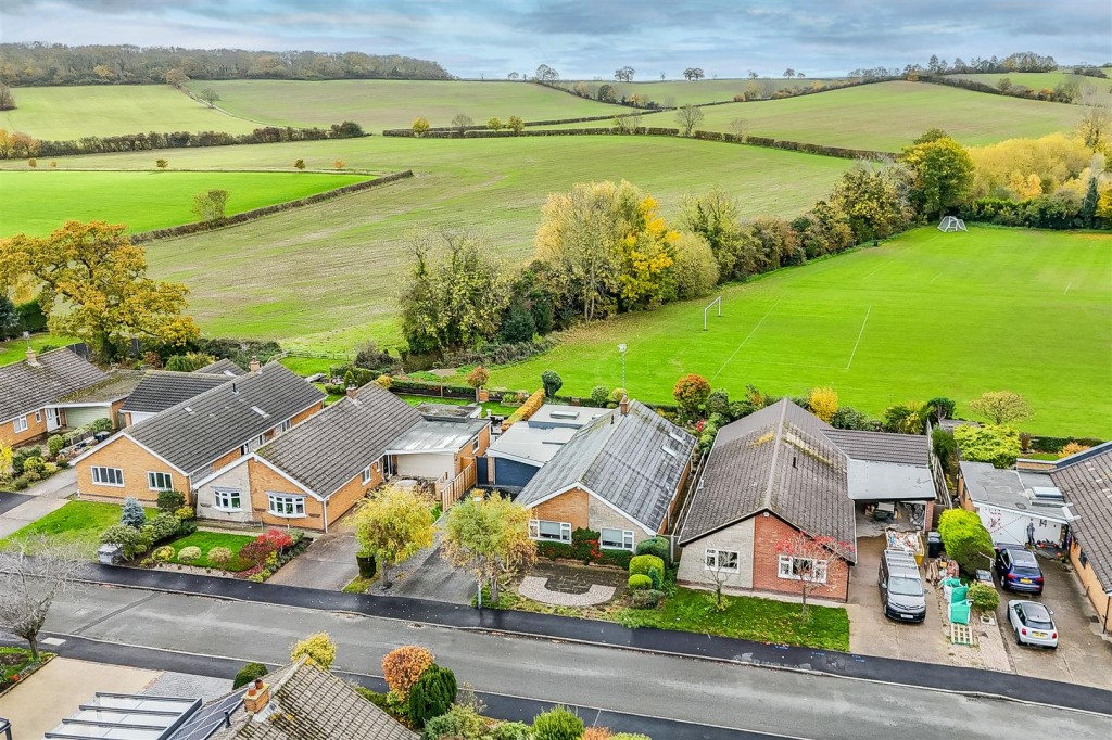 Pinfold Crescent, Woodborough, Nottinghamshire, NG14 6DQ