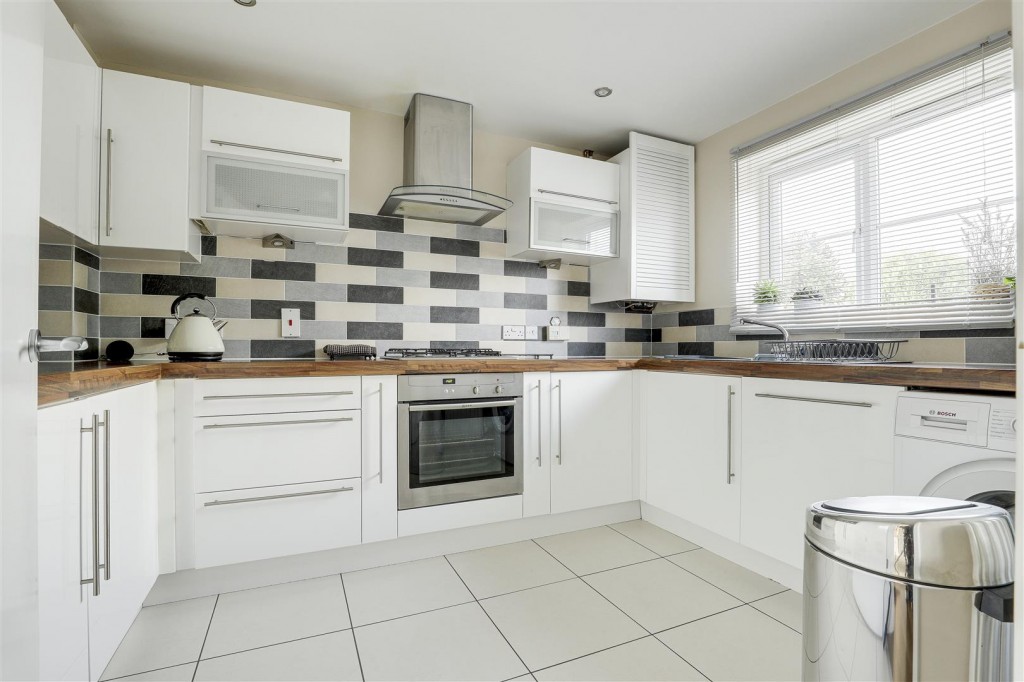 Nottingham Road, Borrowash, Derbyshire, DE72 3FQ