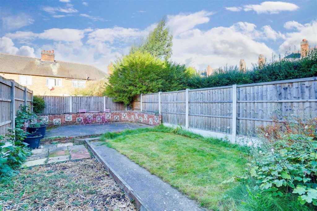 Denacre Avenue, Long Eaton, Nottinghamshire, NG10 2BJ