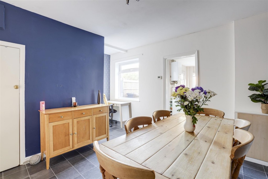 Denacre Avenue, Long Eaton, Nottinghamshire, NG10 2BJ