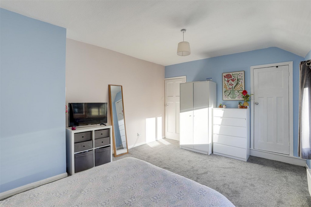 Denacre Avenue, Long Eaton, Nottinghamshire, NG10 2BJ