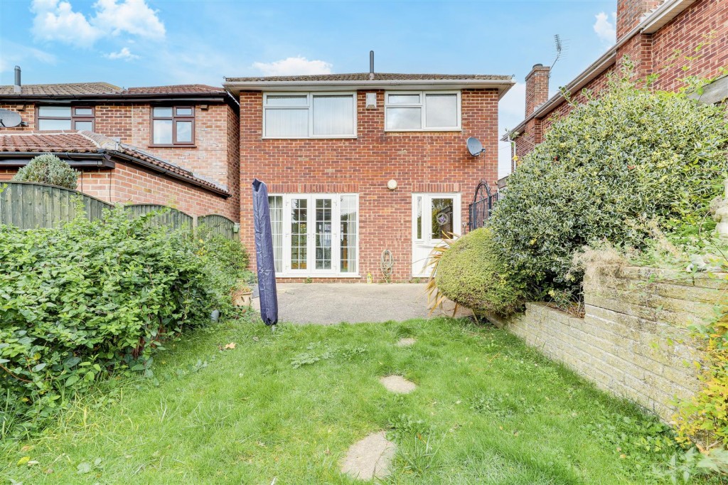 Brownlow Drive, Rise Park, Nottinghamshire, NG5 5DB