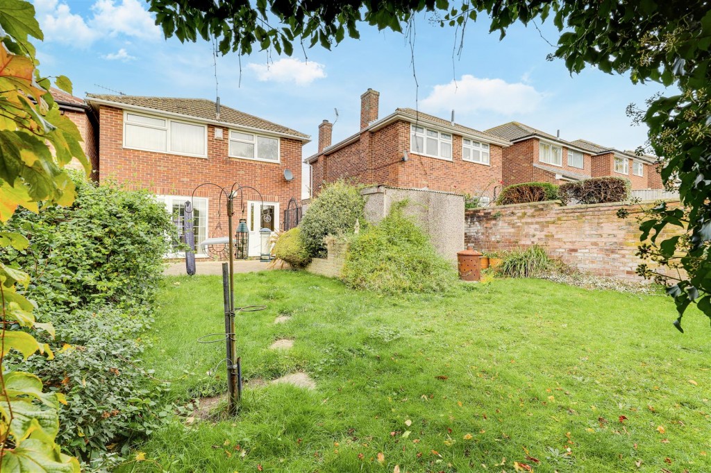 Brownlow Drive, Rise Park, Nottinghamshire, NG5 5DB