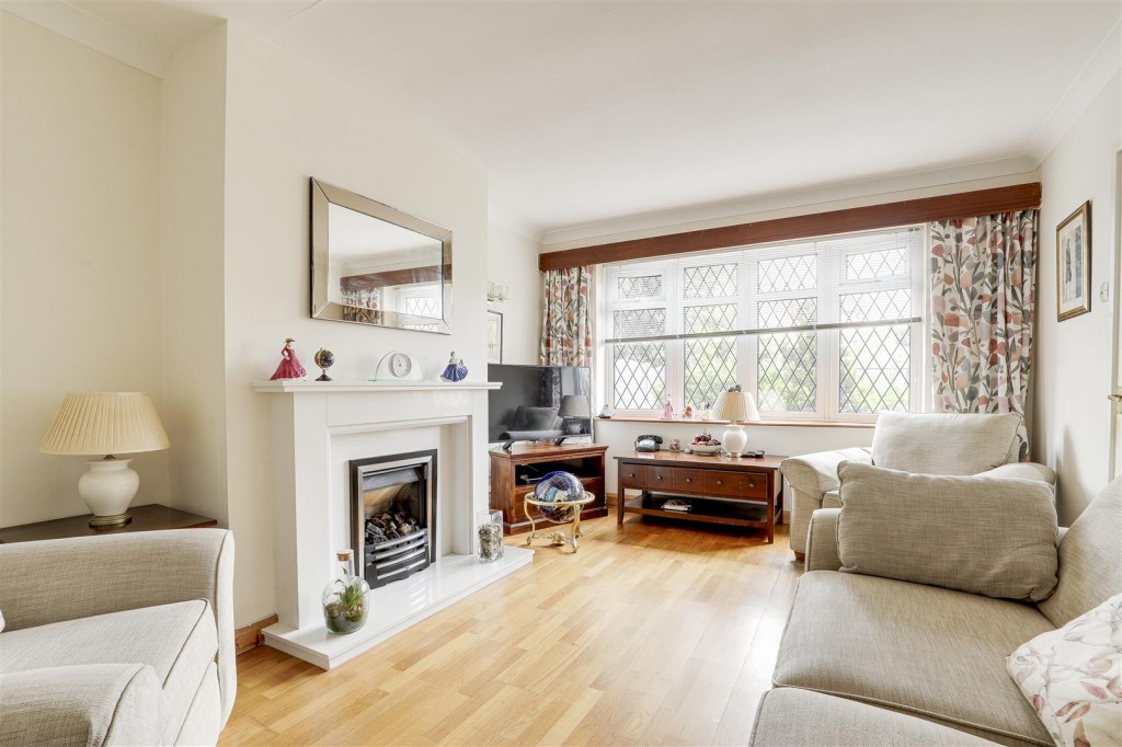 Meadow Road, Beeston, Nottinghamshire, NG9 1JR