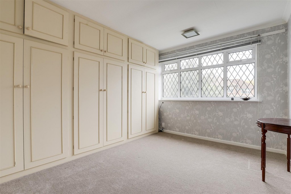 Meadow Road, Beeston, Nottinghamshire, NG9 1JR