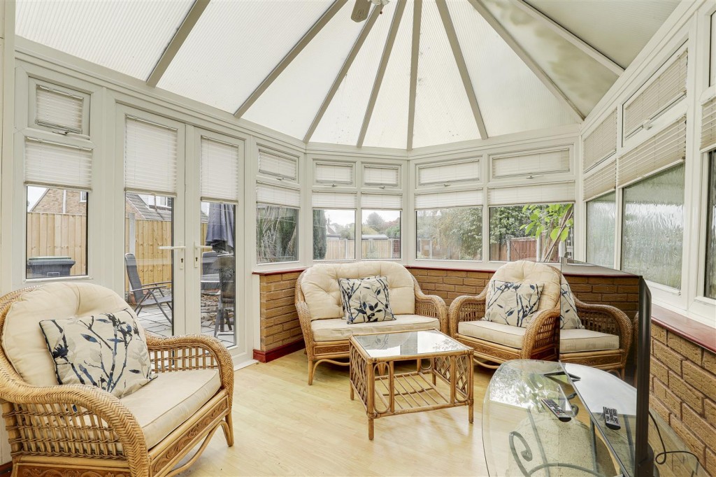 Meadow Road, Beeston, Nottinghamshire, NG9 1JR