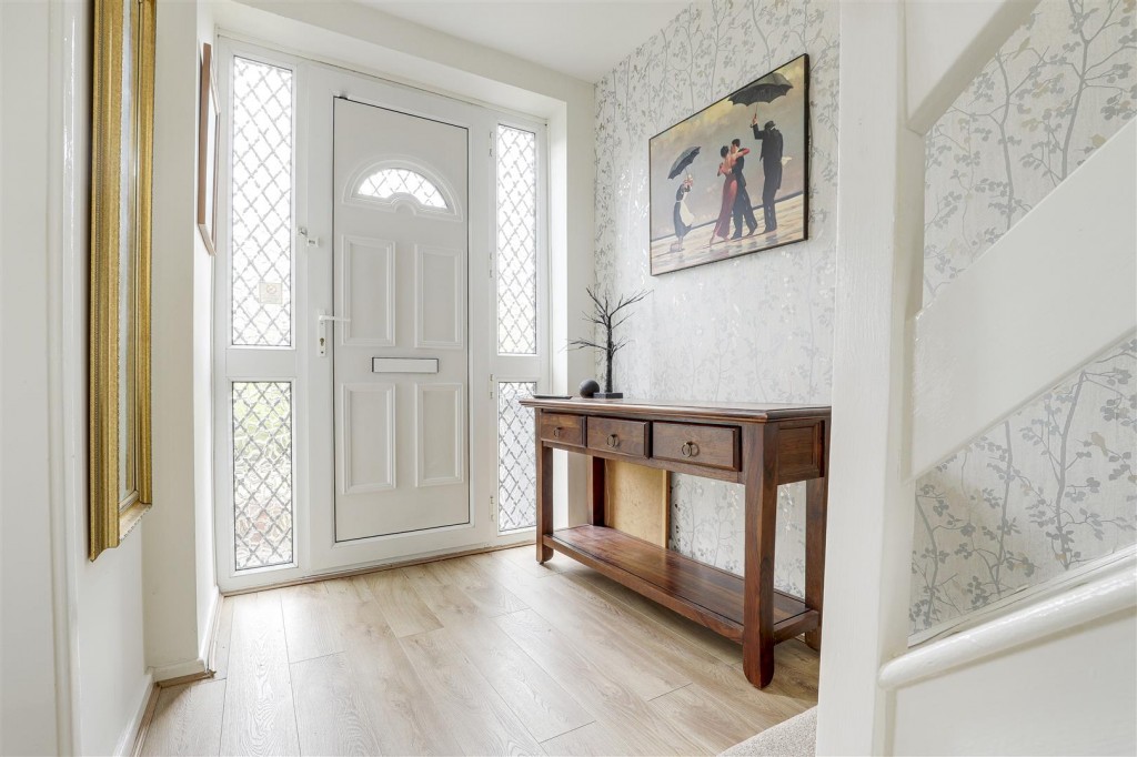 Meadow Road, Beeston, Nottinghamshire, NG9 1JR