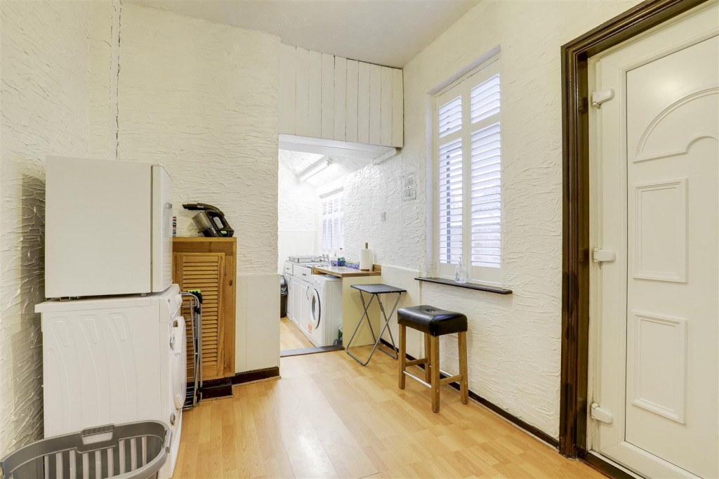 Cavendish Road, Long Eaton, Derbyshire, NG10 4HY