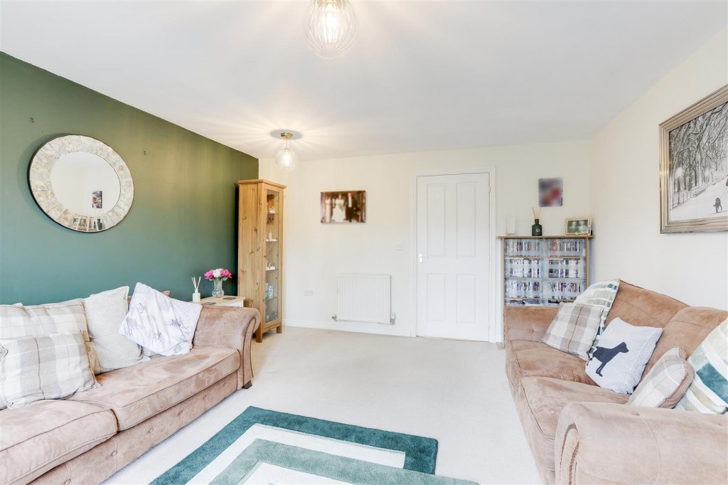 High Main Drive, Bestwood Village, Nottinghamshire, NG6 8YU