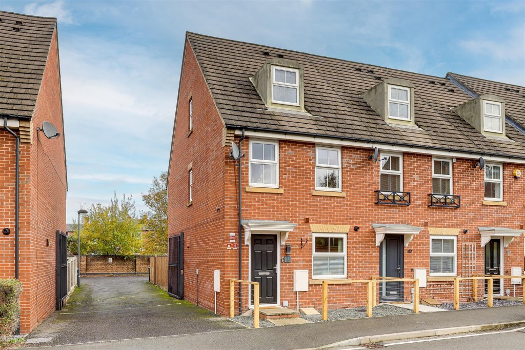 High Main Drive, Bestwood Village, Nottinghamshire, NG6 8YU