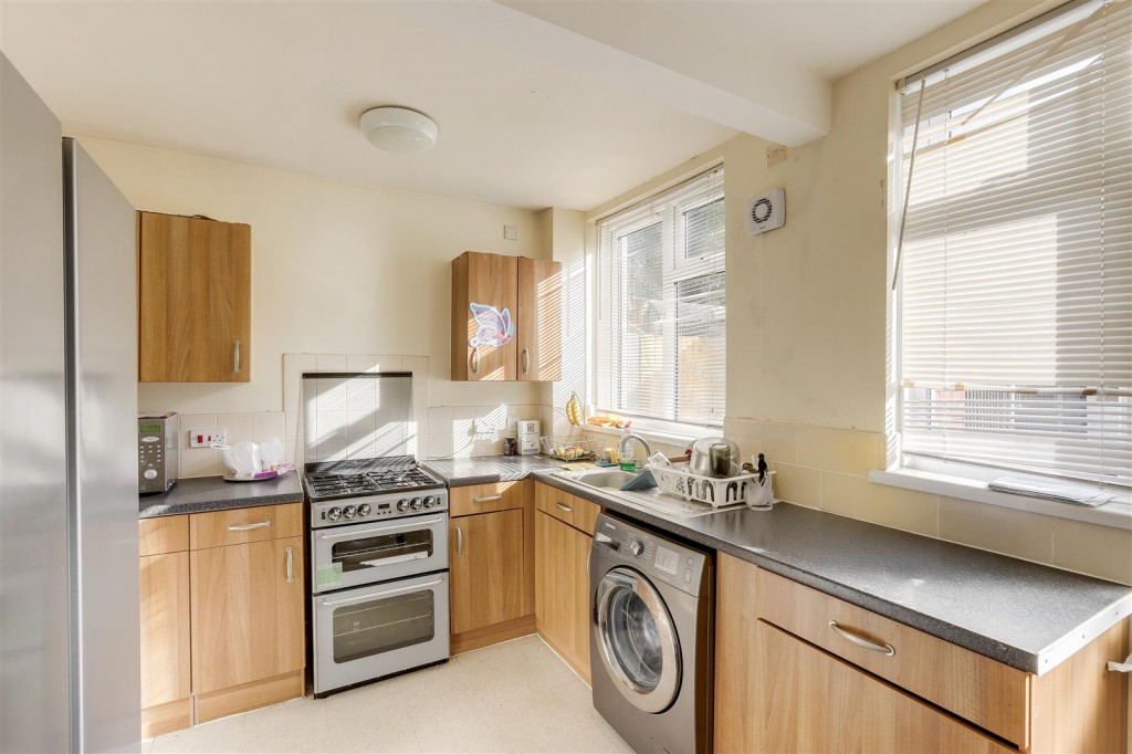 Gunthorpe Drive, Sherwood, Nottinghamshire, NG5 3DW