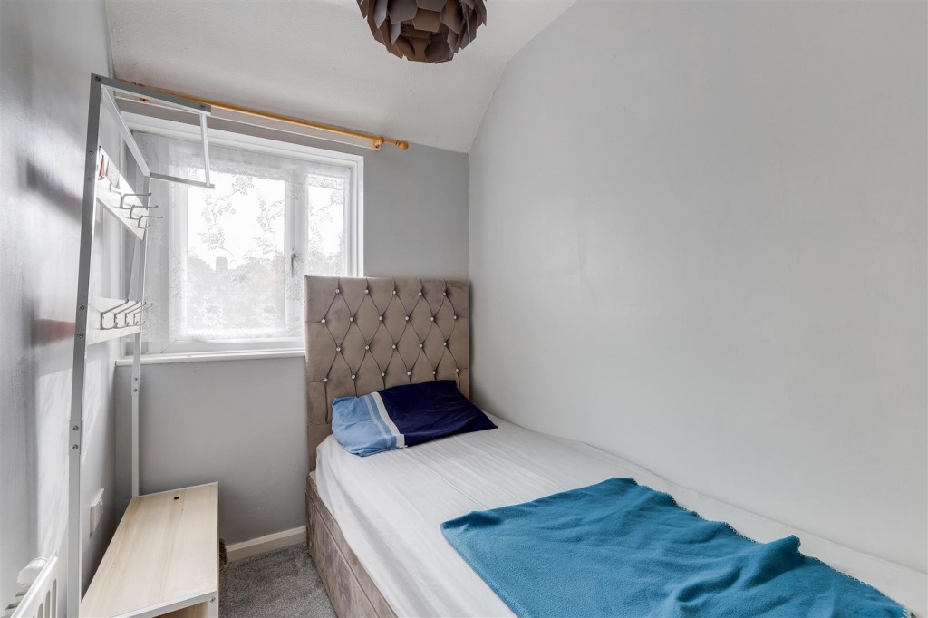 Gunthorpe Drive, Sherwood, Nottinghamshire, NG5 3DW