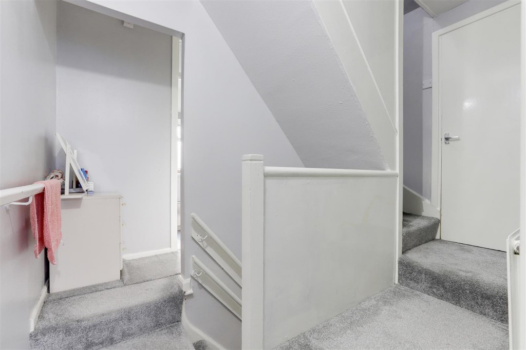 Gunthorpe Drive, Sherwood, Nottinghamshire, NG5 3DW