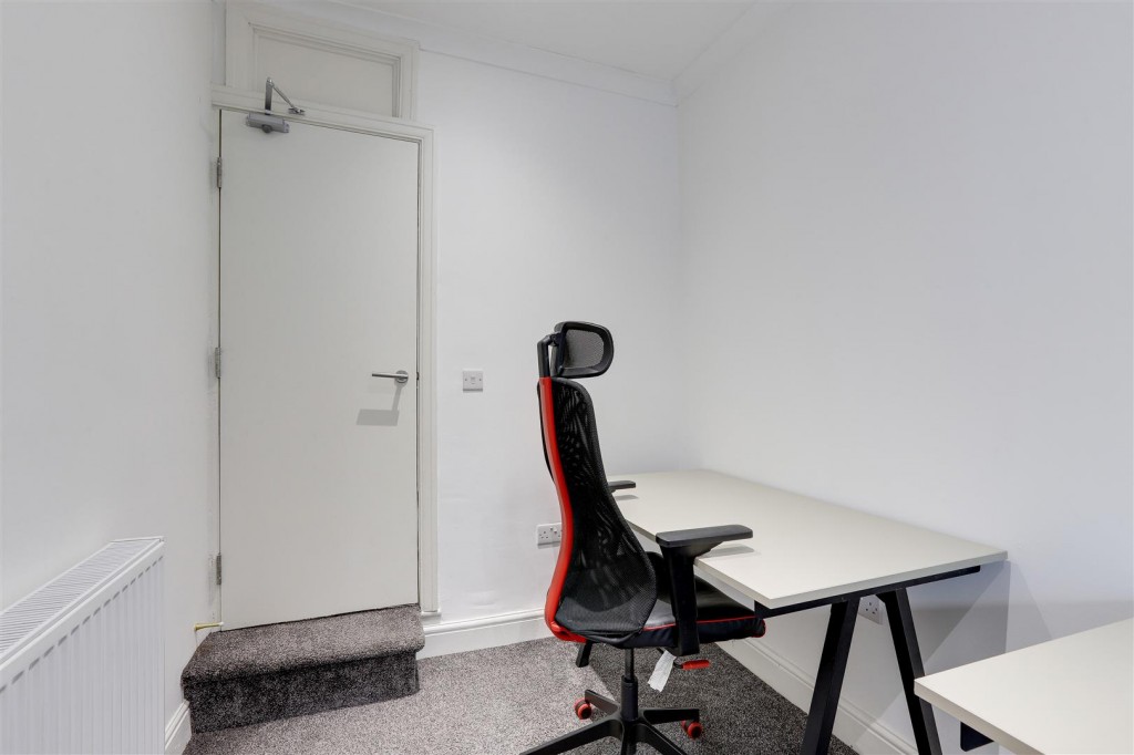 Grimston Road, Bobbers Mill, Nottinghamshire, NG7 5QX NG7 5QX